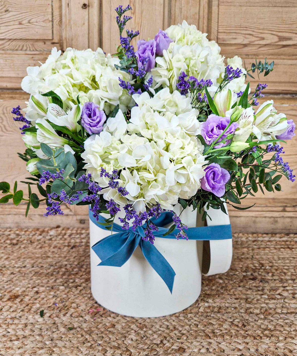 Lucas, caja con Hortensias