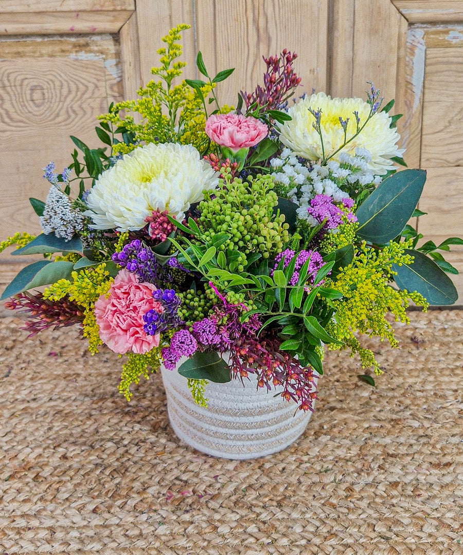 Rodas, Margaritas y flores silvestres.